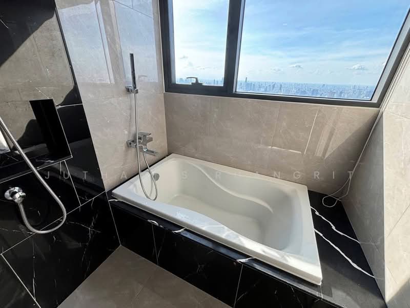 One9Five Asoke-Rama 9, Bangkok, 195 Soi Rama 9 Soi 5, Huai Khwang, Bangkok, 3 Bedrooms, 94 sqm, Condo For Rent, by Juthamas Ruangrit, 500449239 - DDproperty.com