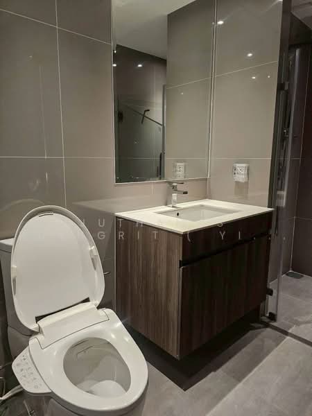 IDEO Mobi Asoke, Bangkok, New Petchaburi Road, Bang Kapi, Huai Khwang, Bangkok, 2 Bedrooms, 61 sqm, Condo For Rent, by The Grand Estate JP Co., Ltd., 500449240 - DDproperty.com