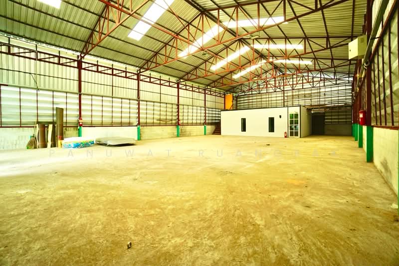 หทัยราษฎร์ 4 พื้นที่, Bangkok, Sam Wa Tawan Tok, Khlong Sam Wa, Bangkok, , 400 sqm, Warehouse/Factory For Sale, by Panuwat Ruangrak, 500449261 - DDproperty.com