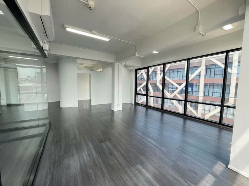 เช่า ออฟฟิศ โครงการ Oak's Officeใกล้ BTS อุดมสุข, Bangkok, Bang Na Nuea, Bang Na, Bangkok, , 73 sqm, Office Space For Rent, by Airada Parasarn, 500449315 - DDproperty.com