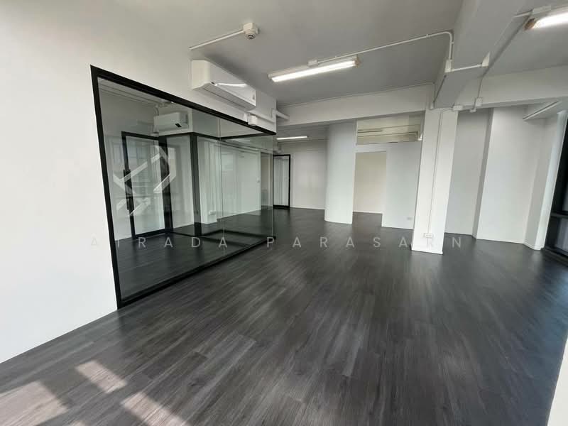 เช่า ออฟฟิศ โครงการ Oak's Officeใกล้ BTS อุดมสุข, Bangkok, Bang Na Nuea, Bang Na, Bangkok, , 73 sqm, Office Space For Rent, by Airada Parasarn, 500449315 - DDproperty.com