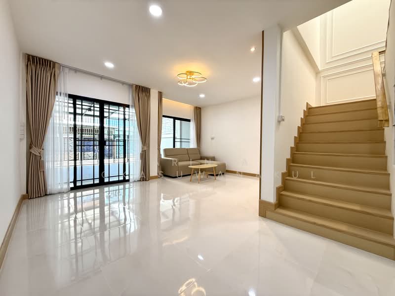 หมู่บ้านมณเฑียรทอง เพชรเกษม88/1, กรุงเทพ, หลักสอง, บางแค, กรุงเทพ, 150 ตร.ม., ทาวน์เฮ้าส์ ขาย, โดย Parinya Ingkasuwanakul, 500449317 - DDproperty.com