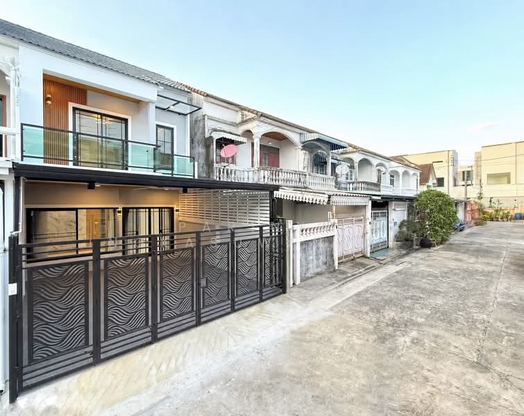 หมู่บ้านมณเฑียรทอง เพชรเกษม88/1, Bangkok, Lak Song, Bang Khae, Bangkok, 4 Bedrooms, 150 sqm, Townhouse For Sale, by Parinya Ingkasuwanakul, 500449317 - DDproperty.com