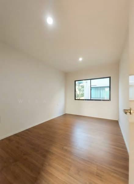 Baan Klang Muang Rama 9-Krungthep Kreetha, Bangkok, Soi Kanchanaphisek 23, Saphan Sung, Bangkok, 3 Bedrooms, 152 sqm, Townhouse For Sale, by Wisa Nuanjan, 500449328 - DDproperty.com