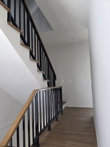 Baan Klang Muang Rama 9-Krungthep Kreetha, Bangkok, Soi Kanchanaphisek 23, Saphan Sung, Bangkok, 3 Bedrooms, 152 sqm, Townhouse For Sale, by Wisa Nuanjan, 500449328 - DDproperty.com