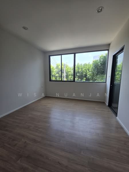 Baan Klang Muang Rama 9-Krungthep Kreetha, Bangkok, Soi Kanchanaphisek 23, Saphan Sung, Bangkok, 3 Bedrooms, 152 sqm, Townhouse For Sale, by Wisa Nuanjan, 500449328 - DDproperty.com