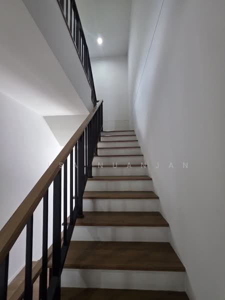 Baan Klang Muang Rama 9-Krungthep Kreetha, Bangkok, Soi Kanchanaphisek 23, Saphan Sung, Bangkok, 3 Bedrooms, 152 sqm, Townhouse For Sale, by Wisa Nuanjan, 500449328 - DDproperty.com