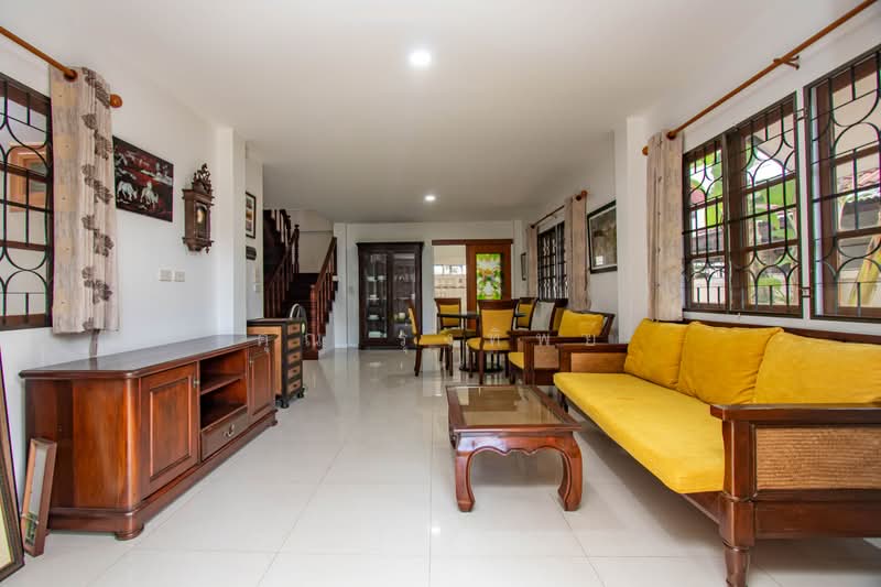 บ้านเดี่ยว 4 ห้องนอนสำหรับขายในหนองหอย, เชียงใหม่, หนองหอย, เมืองเชียงใหม่, เชียงใหม่, 200 ตร.ม., บ้านเดี่ยว ขาย, โดย คุณ รุ่งทิพย์, 500449339 - DDproperty.com