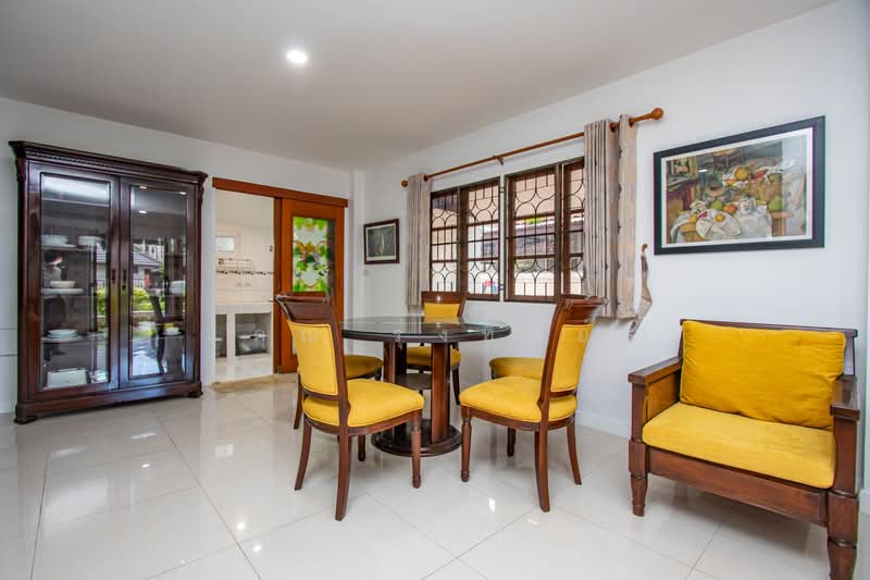 บ้านเดี่ยว 4 ห้องนอนสำหรับขายในหนองหอย, เชียงใหม่, หนองหอย, เมืองเชียงใหม่, เชียงใหม่, 200 ตร.ม., บ้านเดี่ยว ขาย, โดย คุณ รุ่งทิพย์, 500449339 - DDproperty.com