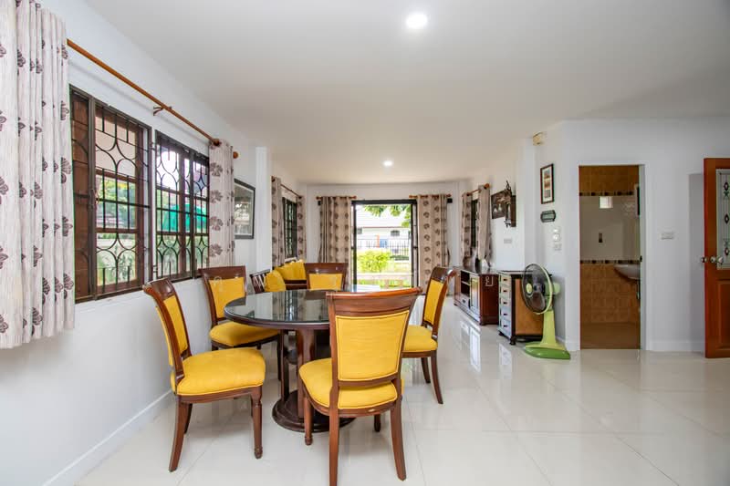 บ้านเดี่ยว 4 ห้องนอนสำหรับขายในหนองหอย, เชียงใหม่, หนองหอย, เมืองเชียงใหม่, เชียงใหม่, 200 ตร.ม., บ้านเดี่ยว ขาย, โดย คุณ รุ่งทิพย์, 500449339 - DDproperty.com