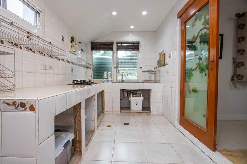 บ้านเดี่ยว 4 ห้องนอนสำหรับขายในหนองหอย, เชียงใหม่, หนองหอย, เมืองเชียงใหม่, เชียงใหม่, 200 ตร.ม., บ้านเดี่ยว ขาย, โดย คุณ รุ่งทิพย์, 500449339 - DDproperty.com