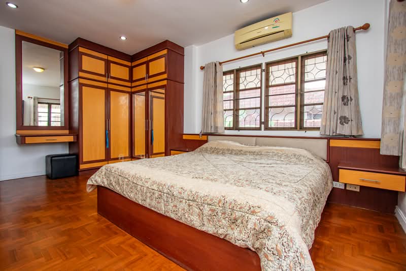 4 Bedroom House for Sale in Nong Hoi, Chiang Mai, Nong Hoi, Muang Chiang Mai, Chiang Mai, 4 Bedrooms, 200 sqm, Single Detached House For Sale, by คุณ รุ่งทิพย์, 500449339 - DDproperty.com