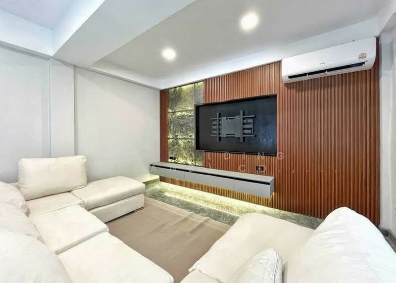 ให้เช่า บ้านเดี่ยว 5 ชั้น ซอยทองหล่อ 25, Bangkok, Khlong Tan Nua, Watthana, Bangkok, 5 Bedrooms, 600 sqm, Single Detached House For Rent, by ERA Holding (Thailand) Co., Ltd., 500449347 - DDproperty.com