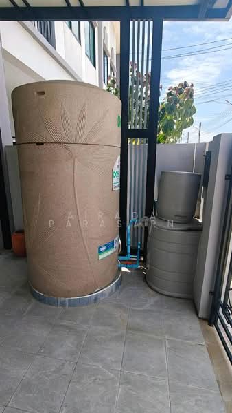New York Rangsit Klong 4, Pathum Thani, Bang Yitho, Thanyaburi, Pathum Thani, 3 Bedrooms, 130 sqm, Townhouse For Rent, by Airada Parasarn, 500449382 - DDproperty.com
