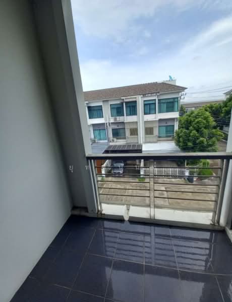 the metro รามคำแหง, Bangkok, ราษฎร์พัฒนา 15, Thap Chang, Saphan Sung, Bangkok, 3 Bedrooms, 150 sqm, Townhouse For Sale, by ยุทธนันท์, 500449437 - DDproperty.com
