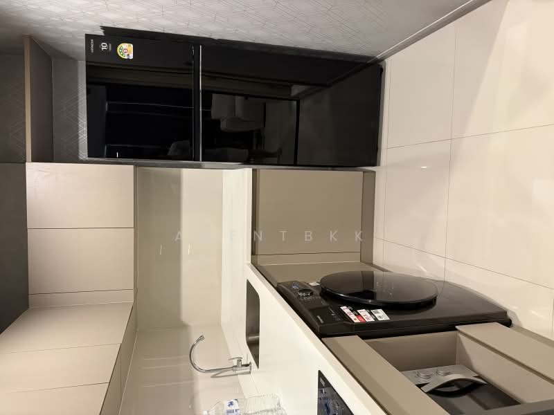 Life Ladprao, Bangkok, 992 Ladprao Road, Jom Phon, Chatuchak, Bangkok, 1 Bedroom, 35 sqm, Condo For Rent, by Agentbkk, 500449466 - DDproperty.com