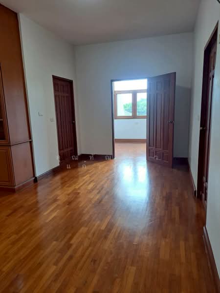 บ้านเช่า ถ.พัฒนาการ หมู่บ้านเมืองทอง2ใกล้สวนหลวงร.9, Bangkok, Prawet, Bangkok, 4 Bedrooms, 400 sqm, Single Detached House For Rent, by ทัณฑิกา แก้วปู่วัด, 500449525 - DDproperty.com
