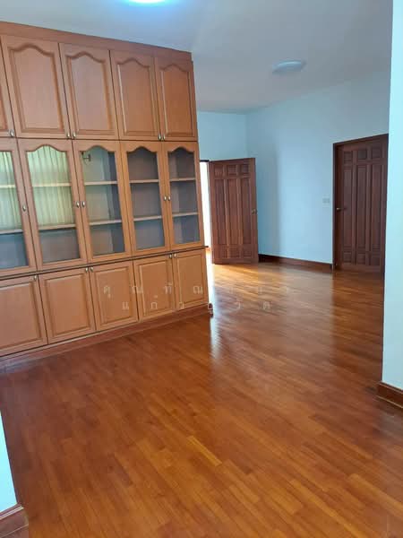 บ้านเช่า ถ.พัฒนาการ หมู่บ้านเมืองทอง2ใกล้สวนหลวงร.9, Bangkok, Prawet, Bangkok, 4 Bedrooms, 400 sqm, Single Detached House For Rent, by ทัณฑิกา แก้วปู่วัด, 500449525 - DDproperty.com