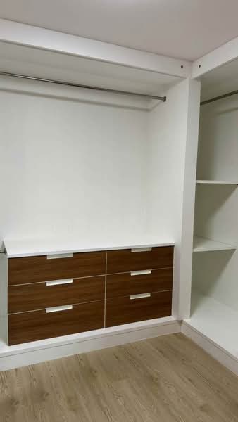 Condo One Sukhumvit 52 : คอนโด วัน สุขุมวิท 52, กรุงเทพ, 88 ถนนสุขุมวิท 52, พระโขนง, คลองเตย, กรุงเทพ, 50 ตร.ม., คอนโด ให้เช่า, โดย Vertex Luxe Estate Co.,LTD, 500449546 - DDproperty.com