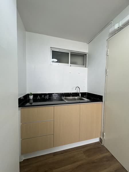 Lumpini Center Sukhumvit 77, Bangkok, Soi Sukhumvit 81, Suan Luang, Bangkok, 1 Bedroom, 35 sqm, Condo For Sale, by Kulanat Ananvutisombat, 500449550 - DDproperty.com