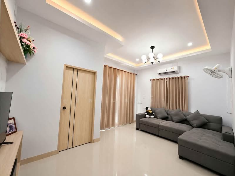 ให้เช่าบ้านแฝด ม.เอสพี วิลเลจ ปลวดแดง ระยอง, Rayong, Pluak Daeng, Rayong, 3 Bedrooms, 85 sqm, Semi-Detached House (Twin House) For Rent, by Dusit Saengfa, 500449556 - DDproperty.com