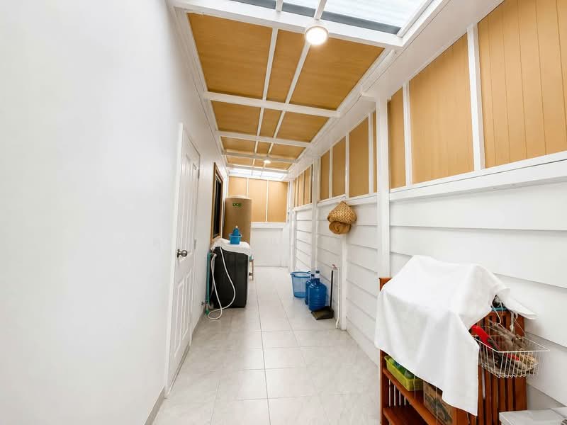 ให้เช่าบ้านแฝด ม.เอสพี วิลเลจ ปลวดแดง ระยอง, Rayong, Pluak Daeng, Rayong, 3 Bedrooms, 85 sqm, Semi-Detached House (Twin House) For Rent, by Dusit Saengfa, 500449556 - DDproperty.com