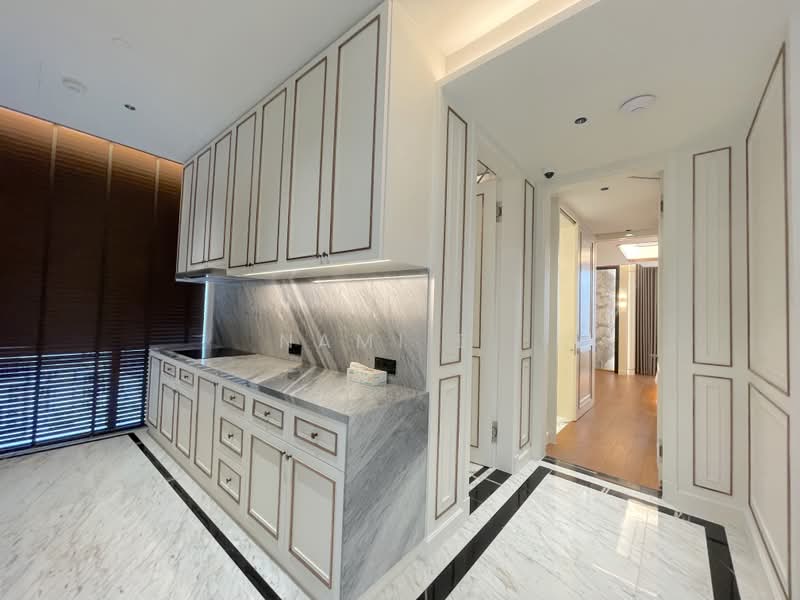 The Esse at Singha Complex, Bangkok, 1788 New Petchaburi Rd, Khlongtoei Nua, Watthana, Bangkok, 3 Bedrooms, 245 sqm, Condo For Sale, by Nami E., 500449568 - DDproperty.com