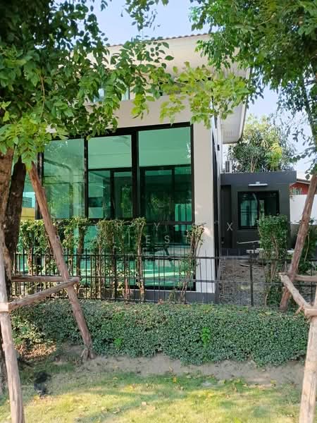 Kanasiri Wongwaen Lumlukka, Pathum Thani, Kanchanaphisek Ring, Bung Kham Proi, Lam Luk Ka, Pathum Thani, 5 Bedrooms, 230 sqm, Single Detached House For Rent, by Forty-Six Real Estate Group, 500449585 - DDproperty.com