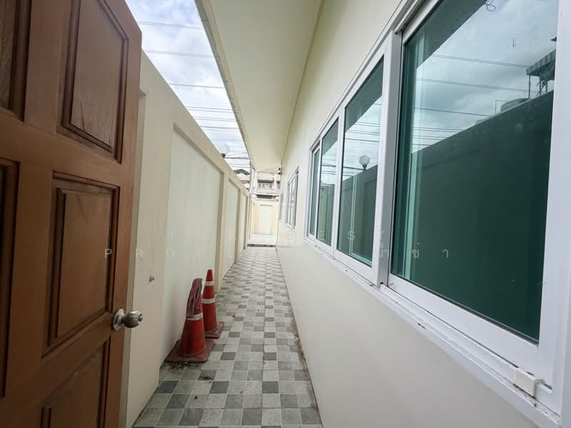 บ้านเดี่ยวลำลูกกา ปทุมธานี, Pathum Thani, Khu Khot, Lam Luk Ka, Pathum Thani, 2 Bedrooms, 150 sqm, Single Detached House For Sale, by The Best Property น้ำซ่า, 500449592 - DDproperty.com