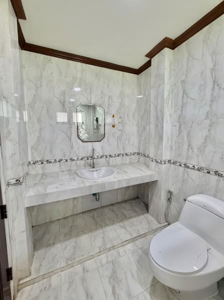 สุรีย์พร ลำลูกกา-คลอง9, Pathum Thani, Bung Thong Lang, Lam Luk Ka, Pathum Thani, 3 Bedrooms, 150 sqm, Single Detached House For Sale, by The Best Property, 500449594 - DDproperty.com