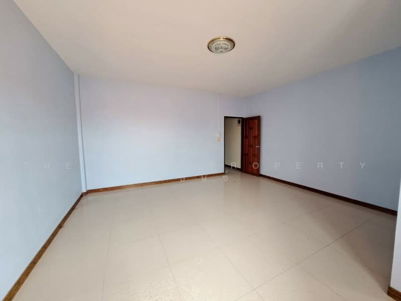 อาคารพาณิชย์นครสวรรค์ตก นครสวรรค์, Nakhon Sawan, Nakhonsawan Tok, Muang Nakhon Sawan, Nakhon Sawan, , 100 sqm, Shophouse For Sale, by The Best Property เบ็นซ์, 500449605 - DDproperty.com