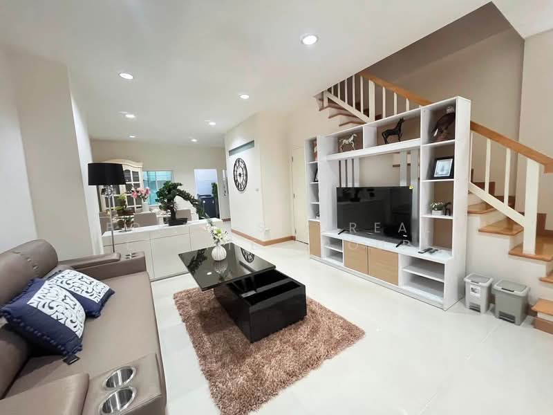 Grandity Sathupradit 2, Bangkok, Sathupradit Road, Bang Klo, Bang Kho Laem, Bangkok, 4 Bedrooms, 200 sqm, Townhouse For Rent, by Forty-Six Real Estate Group, 500449633 - DDproperty.com
