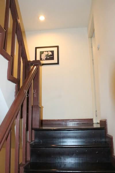 Thonglor Place, Thonglor 25, Bangkok, สุขุมวิท 55, Khlong Tan Nua, Watthana, Bangkok, 4 Bedrooms, 300 sqm, Townhouse For Sale, by Nutthavadee Kittihut, 500449649 - DDproperty.com
