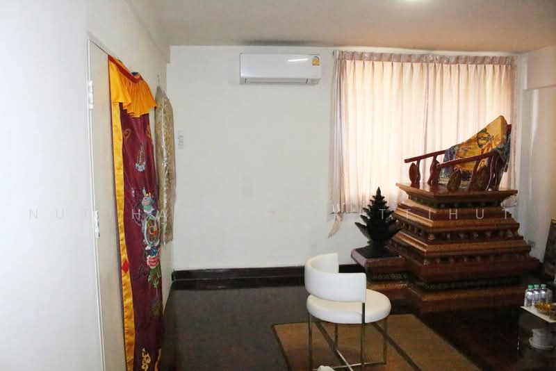 Thonglor Place, Thonglor 25, Bangkok, สุขุมวิท 55, Khlong Tan Nua, Watthana, Bangkok, 4 Bedrooms, 300 sqm, Townhouse For Sale, by Nutthavadee Kittihut, 500449649 - DDproperty.com