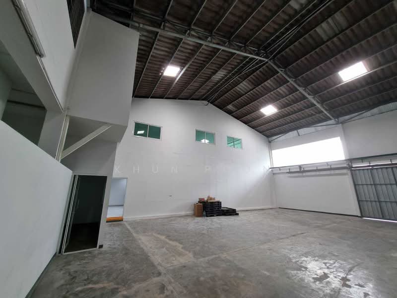 For Rent: Warehouse with 2-Storey Office | Ramkhamhaeng (SPSSR330), Bangkok, ซ. รามคำแหง 4, Suan Luang, Bangkok, , 440 sqm, Warehouse/Factory For Rent, by Khun Poon, 500449682 - DDproperty.com