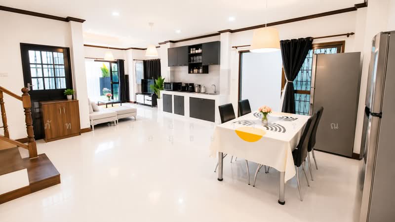 หมู่บ้านนารารมย์ พุทธมณฑลสาย 5, Nakhon Pathom, Bang Krathuk, Sam Phran, Nakhon Pathom, 4 Bedrooms, 200 sqm, Single Detached House For Sale, by ภัทรนัน อิศรางกูร ณ อยุธยา, 500449689 - DDproperty.com