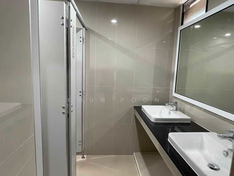 ให้เช่า พื้นที่สำนักงาน | 600 เมตร ถึง BTS ศาลาแดง (SPSSR331), กรุงเทพ, สีลม, บางรัก, กรุงเทพ, 244 ตร.ม., สำนักงาน ให้เช่า, โดย Khun Poon, 500449695 - DDproperty.com