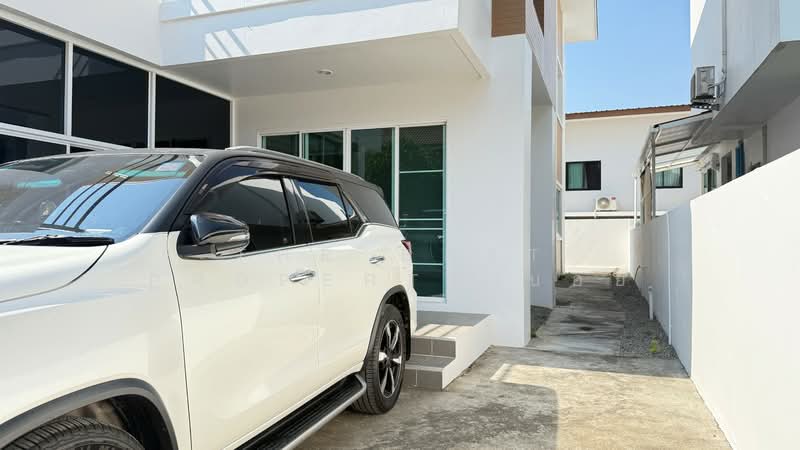 บ้านเดี่ยวสันทราย เชียงใหม่, Chiang Mai, San Sai Luang, San Sai, Chiang Mai, 4 Bedrooms, 240 sqm, Single Detached House For Sale, by The Best Property บอย, 500449731 - DDproperty.com