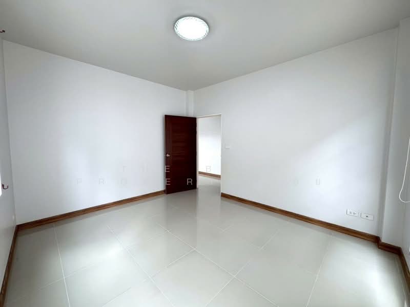 บ้านเดี่ยวสันทราย เชียงใหม่, Chiang Mai, San Sai Luang, San Sai, Chiang Mai, 4 Bedrooms, 240 sqm, Single Detached House For Sale, by The Best Property บอย, 500449731 - DDproperty.com