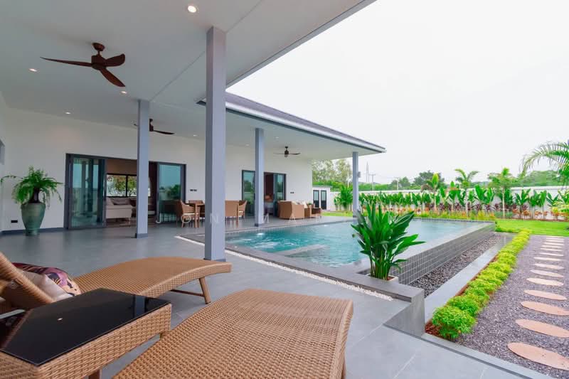 Kiri Valley, Prachuap Khiri Khan, Hua Hin, Prachuap Khiri Khan, 3 Bedrooms, 240 sqm, Villa For Sale, by Jon Martin, 500449742 - DDproperty.com