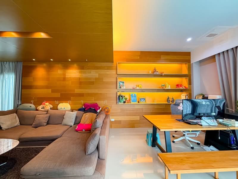 Nirvana Icon Wongwaen - Rama 9, Bangkok, Krungthep Kreetha Road, Saphan Sung, Bangkok, 4 Bedrooms, 250 sqm, Single Detached House For Sale, by คุณรุ่งนภา ศาสนะ (ออย), 500449759 - DDproperty.com