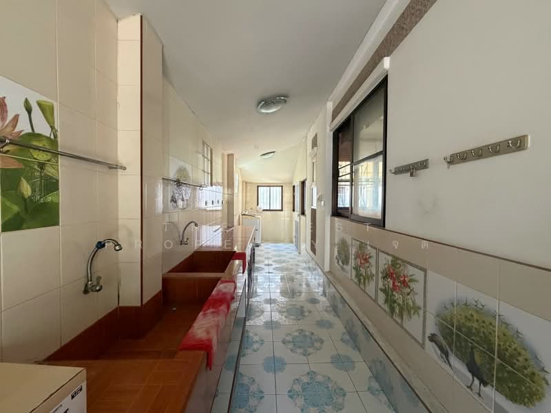 หมู่บ้านโฮมทาวน์ ศรีราชา, Chon Buri (Pattaya), Nong - Kham, Si Racha, Chon Buri (Pattaya), 3 Bedrooms, 150 sqm, Single Detached House For Sale, by The Best Property เจต, 500449778 - DDproperty.com