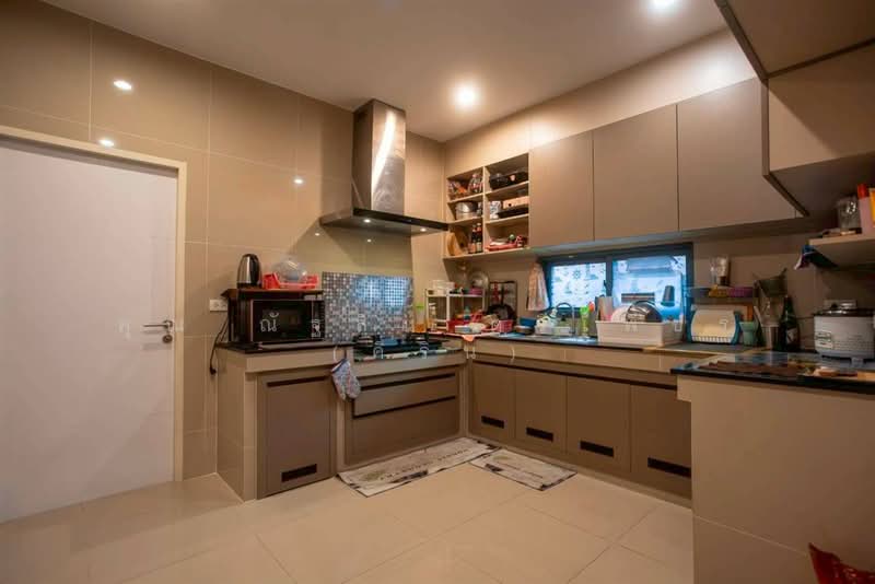 Saransiri Chaiyaphruek-Chaengwattana, Nonthaburi, 58 Thai Chamber of Commerce Road, Bang Tanai, Pak Kret, Nonthaburi, 4 Bedrooms, 263 sqm, Single Detached House For Sale, by คุณ ณัฐสิน ตรีเพ็ชร (คิริน), 500449787 - DDproperty.com