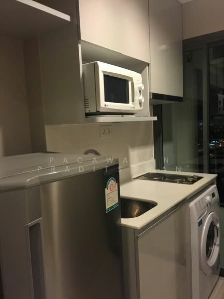 IDEO MOBI Rama 9, Bangkok, 90 Rama 9 Road, Huai Khwang, Bangkok, 1 Bedroom, 30 sqm, Condo For Rent, by Pacawalan Praditsuwan, 500449788 - DDproperty.com