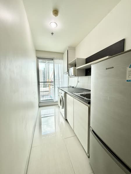 Life Ratchadapisek, Bangkok, 279 Ratchadapisaek Road, Huai Khwang, Bangkok, 1 Bedroom, 39 sqm, Condo For Sale, by Kornkanock Kanockpradit, 500449811 - DDproperty.com