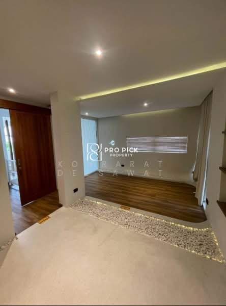 For Rent Home Office BTS Ekkamai Sukhumwit Watthana Bangkok PP-00479, Bangkok, สุขุมวิท, Khlong Tan Nua, Watthana, Bangkok, , 220 sqm, Retail Space For Rent, by Konrarat Deesawat, 500449849 - DDproperty.com