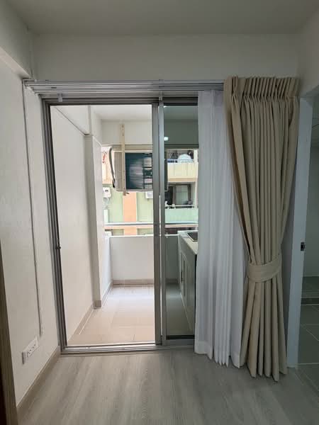 Ratchada City Condominium, Bangkok, 98 Pracha Rat Bamphen 7 Alley, Huai Khwang, Bangkok, 1 Bedroom, 32 sqm, Condo For Sale, by กิ่ง, 500449853 - DDproperty.com