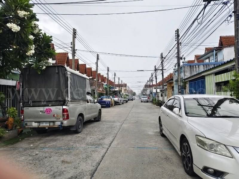 หมู่บ้าน ชาวฟ้าลำลูกกา - คลอง2, ปทุมธานี, ลำลูกกาคลอง2, คูคต, ลำลูกกา, ปทุมธานี, 50 ตร.ม., ทาวน์เฮ้าส์ ขาย, โดย คุณ พรทิพย์ ( พีท ), 500449888 - DDproperty.com