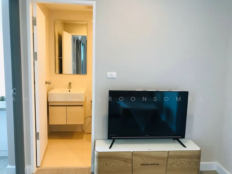 Metro Luxe Ratchada, Bangkok, 461 Ratchadaphisek Road, Din Daeng, Bangkok, 1 Bedroom, 28 sqm, Condo For Sale, by Amwika Karoonsombat, 500449931 - DDproperty.com