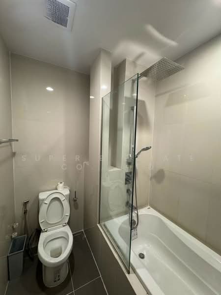 Oka Haus Sukhumvit 36, Bangkok, 3399 Rama 4 Road, Khong Tan, Khlong Toei, Bangkok, 1 Bedroom, 35 sqm, Condo For Rent, by Super B Estate Co., Ltd, 500449943 - DDproperty.com